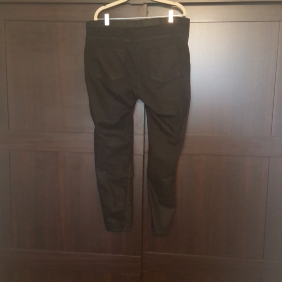 H&M Size24 Black Jean Jeggings - Picture 2 of 7